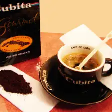 CASA CUBA FLOTANTES-01